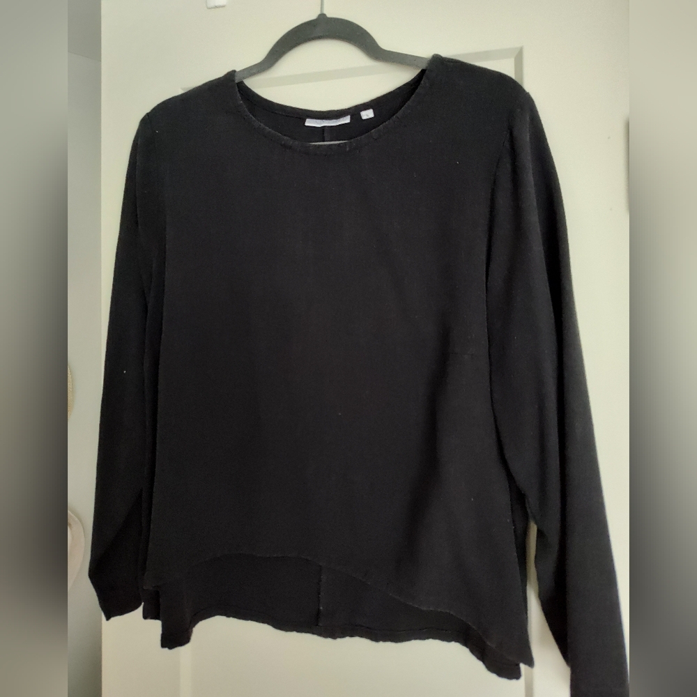 Only Child Alta long Sleeve top, Size L, Black , Excellent Condition